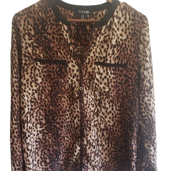 FOREVER 21 Leopard Print Button Down Top - Picture 1 of 6